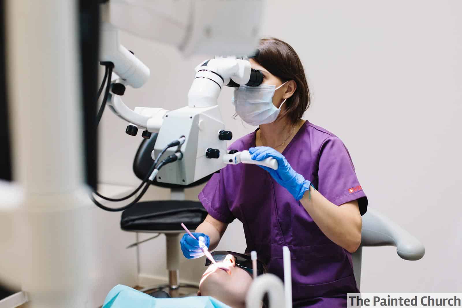 Qué significa hacer una periodoncia